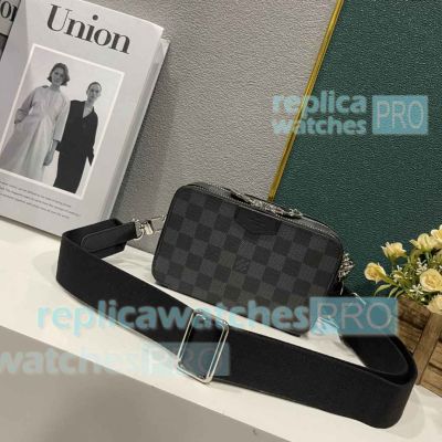 Copy L--V Alpha Wearable Wallet Black Plaid Pattern